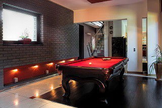 professional pool table refelting in Sierra Vista content img2